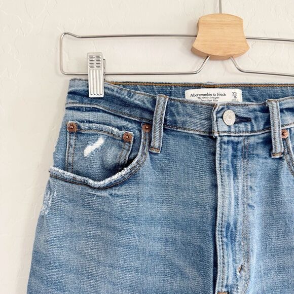 Abercrombie Curve Love Distressed Ultra High Rise Ankle Straight Jeans Size 25/0 - Picture 5 of 8